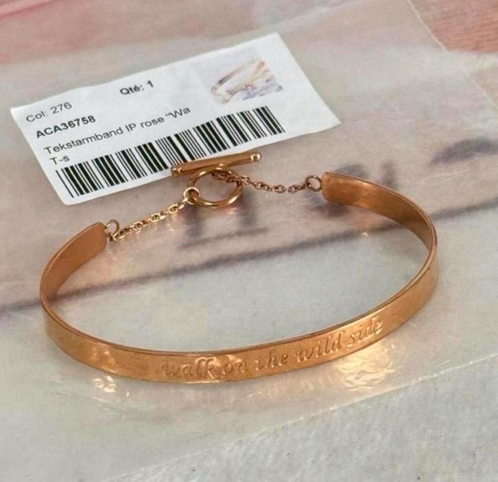 Victoria dames armband reliëfletters "Walk On The Wild Side", Handtassen en Accessoires, Armbanden, Nieuw, Staal, Goud, Ophalen of Verzenden