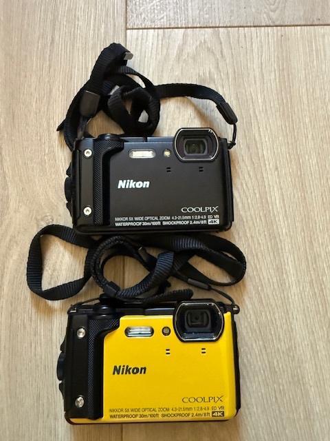 Duikcamera  Nikon W300  Coolpix, Watersport en Boten, Duiken, Zo goed als nieuw, Onderwaterhuis of Camera, Ophalen of Verzenden