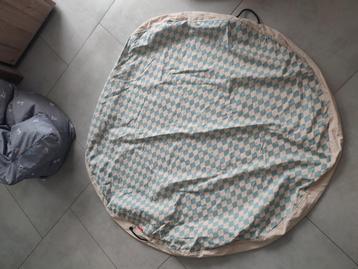 Tapis de jeux  beschikbaar voor biedingen