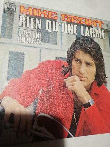 Disque 45 tours vinyle Mike Brant, rien qu'une larme, c'est, CD & DVD, Enlèvement, 1960 à 1980, Utilisé