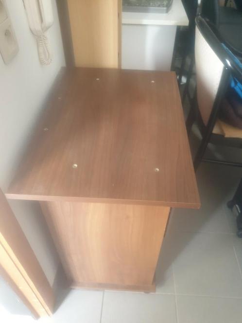 Te koop wegens verhuizing !!, Huis en Inrichting, Kasten | Computermeubels, Zo goed als nieuw, Ophalen