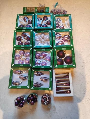 Kerstballen beschikbaar voor biedingen
