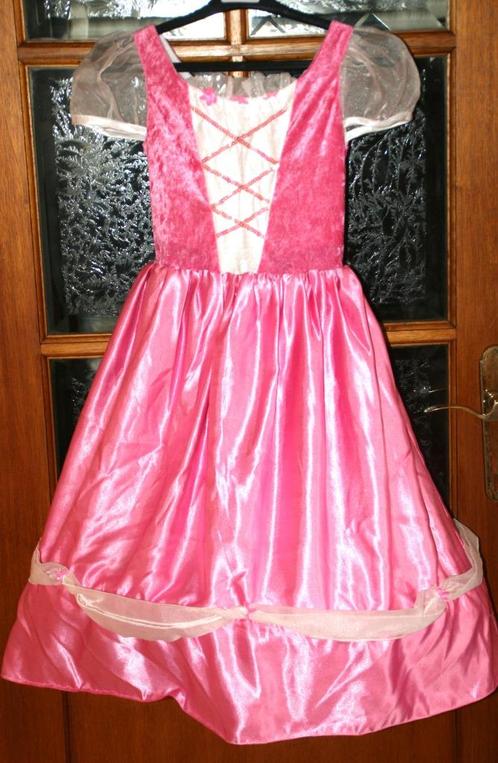 Robe déguisement 2 en 1 princesse et pirate taille 6-8 ans, Kinderen en Baby's, Carnavalskleding en Verkleedspullen, Gebruikt