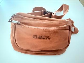 Beudelzak ENRICO BENETTI in perfecte staat te koop! beschikbaar voor biedingen