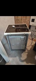 Cuisinière, Elektronische apparatuur, Fornuizen, Ophalen, Gebruikt, Tussenbouw, 3 kookzones of minder