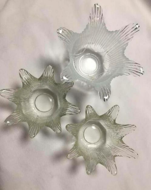 Drie glazen bakjes. Kaarsenhouders, Antiek en Kunst, Antiek | Glaswerk en Kristal, Ophalen of Verzenden