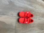 Chaussures hockey gazon enfant T32, Ophalen, Zo goed als nieuw, Schoenen