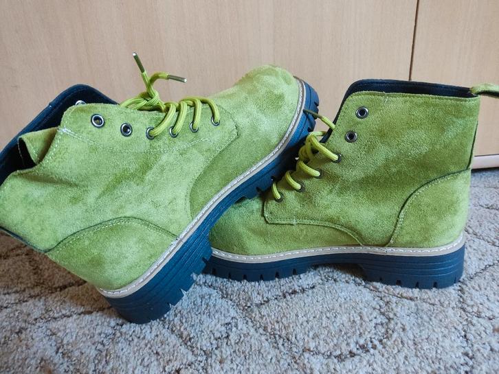 Bottes de vert olive . T42 - Bottines à lacets mi-hauts, Vêtements | Femmes, Chaussures, Neuf, Boots et Botinnes, Vert, Enlèvement