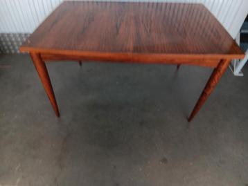 Louis Van Teeffelen uittrekbare eettafel, Enlèvement