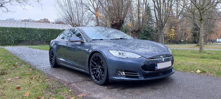 Tesla Model S 70D - free supercharge - gekeurd verkoop, Auto's, Tesla, Particulier, Model S, 4x4, Achteruitrijcamera, Adaptieve lichten
