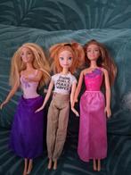 3 Barbies en paard mattel, Ophalen, Zo goed als nieuw