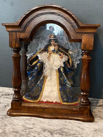 MOOIE MADONNA EN KIND IN WAS beschikbaar voor biedingen