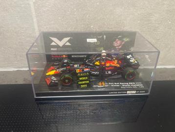 Oracle Red Bull Racing RB18 2022 Limited Edition beschikbaar voor biedingen