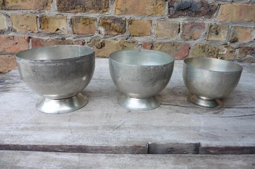 Vintage ijsmal ijsbombe chocolademal 3 stuks, Hobby en Vrije tijd, Taarten en Cupcakes maken, Gebruikt, Ophalen of Verzenden