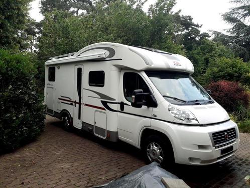 Adria Matrix 680 SP, Caravans en Kamperen, Mobilhomes, Particulier, Half-integraal, tot en met 5, Adria, Diesel, 7 tot 8 meter