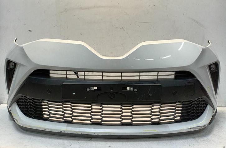 BUMPER VOOR Toyota C-HR (X1,X5) (01-2016/-), Auto-onderdelen, Carrosserie, Bumper, Toyota, Voor, Gebruikt