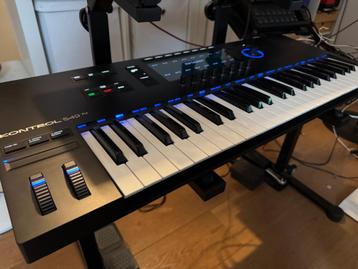 Native Instruments Kontrol S49 Mk3, Muziek en Instrumenten, Midi-apparatuur, Ophalen, Zo goed als nieuw