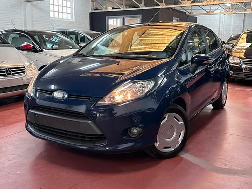 Ford Fiesta 1.3i • Lez vrij • Gekeurd voor verkoop, Auto's, Ford, Bedrijf, Te koop, Fiësta, Radio, Benzine, Euro 5, Handgeschakeld