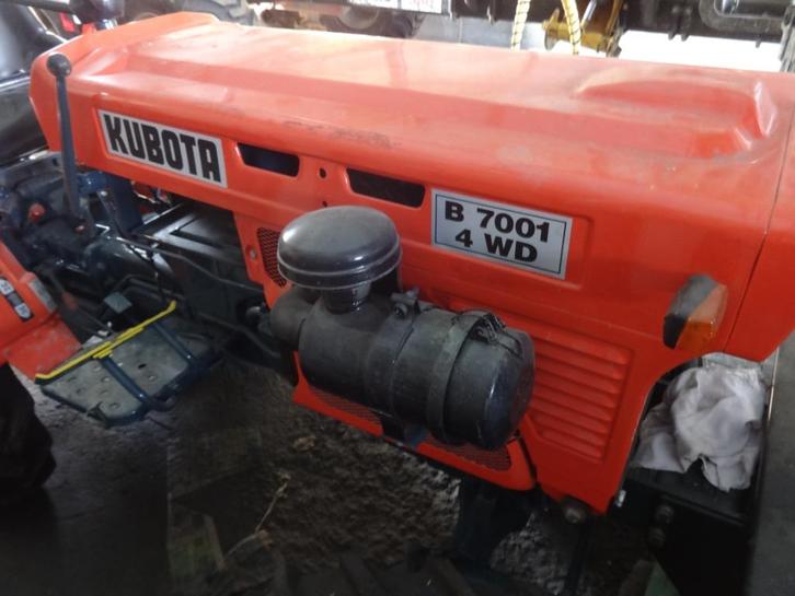 Kubota B7001 4WD, Zakelijke goederen, Landbouw | Tractoren, Ophalen
