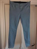 Damesbroek jeans lichtblauw maat 42 stretch, Kleding | Dames, Spijkerbroeken en Jeans, Blauw, Yessica, Ophalen of Verzenden, Zo goed als nieuw