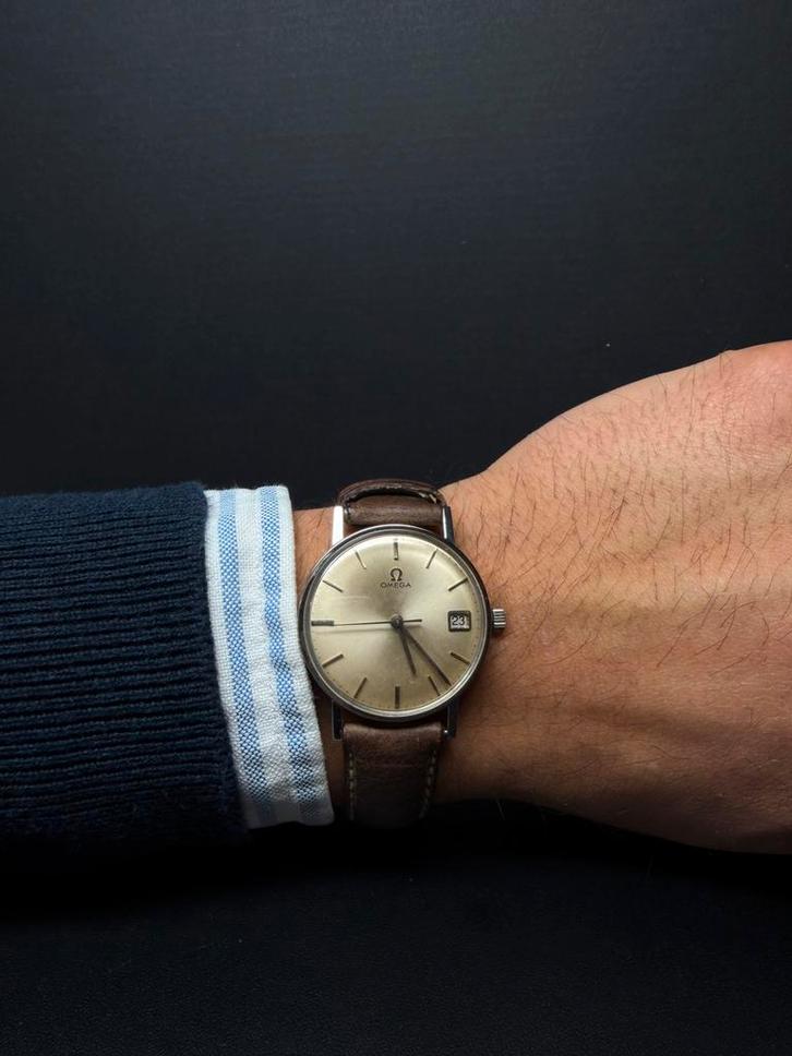 Montre Omega vintage années 1960 – calibre 610 mécanique, Handtassen en Accessoires, Horloges | Antiek, Omega, Staal, 1960 of later