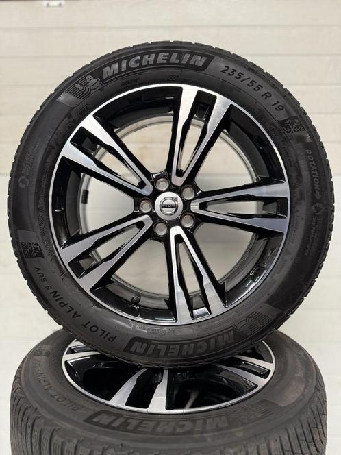 DEMO 19’’ VOLVO XC60 XC 60 R DESIGN VELGEN WINTERBANDEN ORIG, Auto-onderdelen, Banden en Velgen, Banden en Velgen, 19 inch, 235 mm