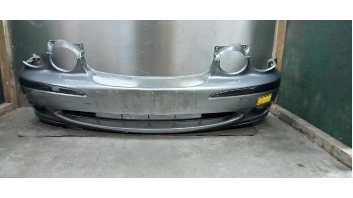 Pare-chocs avant d'un Jaguar X-Type (LHK), Autos : Pièces & Accessoires, Carrosserie & Tôlerie, Pare-chocs, Jaguar, Utilisé, 3 mois de garantie