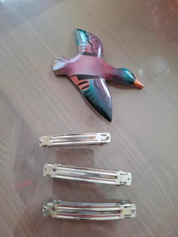 Accessories om haarspelden te maken beschikbaar voor biedingen