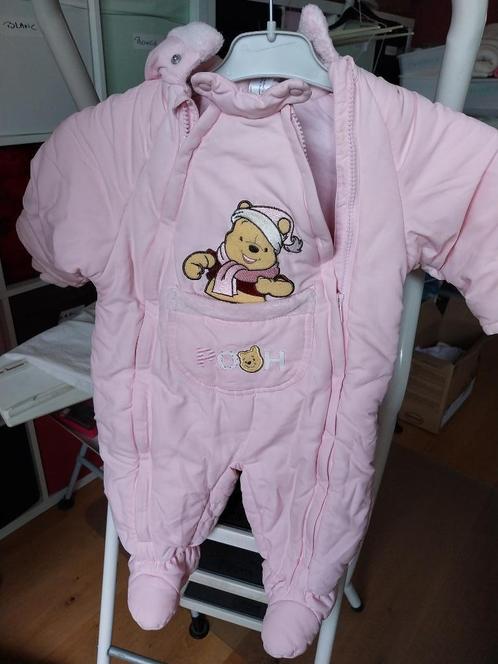 Grenouillère rose d’hiver pour bébé 9 m (T 74), Enfants & Bébés, Vêtements de bébé | Taille 74, Comme neuf, Garçon ou Fille, Manteau