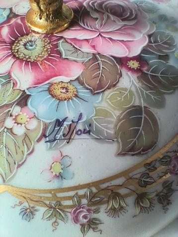 Elegant ACF porcelain schaal  beschikbaar voor biedingen