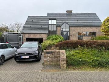 Huis te koop in Landen, 3 slpks beschikbaar voor biedingen