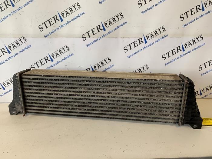 Intercooler d'un Mercedes Vito, Autos : Pièces & Accessoires, Climatisation & Chauffage, Mercedes-Benz, Utilisé, 3 mois de garantie