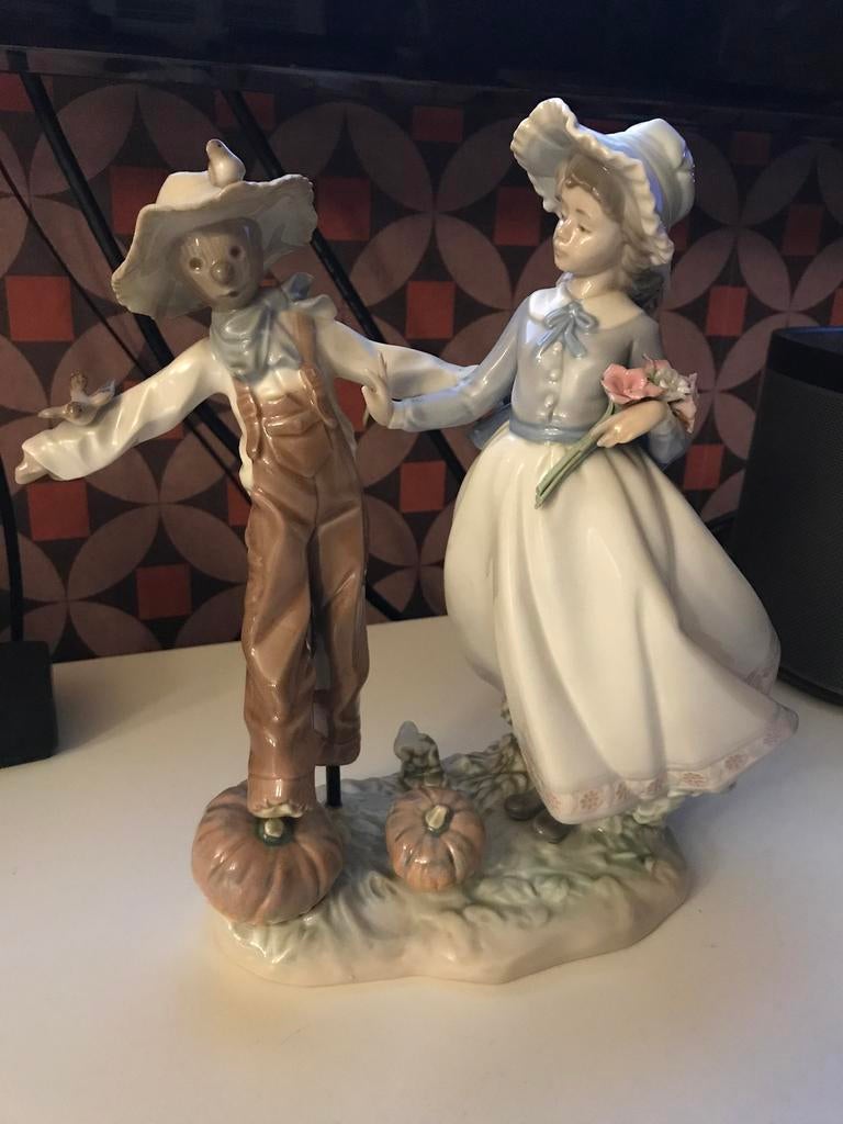 Porcelaine Lladro. Fille avec épouvantail, Collections, Statues & Figurines, Utilisé, Enlèvement