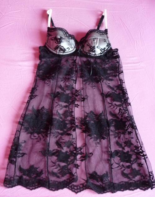 Zwart kanten nachtkleed lingeriejurk babydoll met wit satijn, Kleding | Dames, Ondergoed en Lingerie, BH, Ophalen of Verzenden