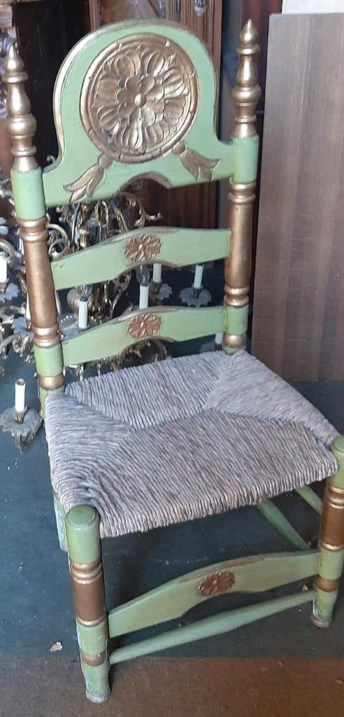 Vintage Andalusische stoel.Geen koerier, Antiquités & Art, Antiquités | Meubles | Chaises & Canapés, Enlèvement