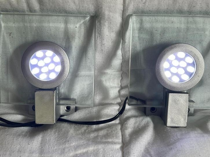 2 LED opbouwspots – zilvergrijs/glas - contemparary 2008, Antiek en Kunst, Antiek | Verlichting, Ophalen