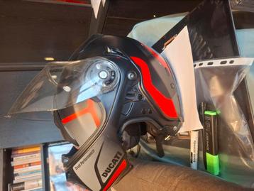 Ducati drudi performance helm nieuwstaat,Ducati kleuren beschikbaar voor biedingen