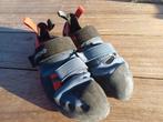 Klimschoenen te koop, Ophalen