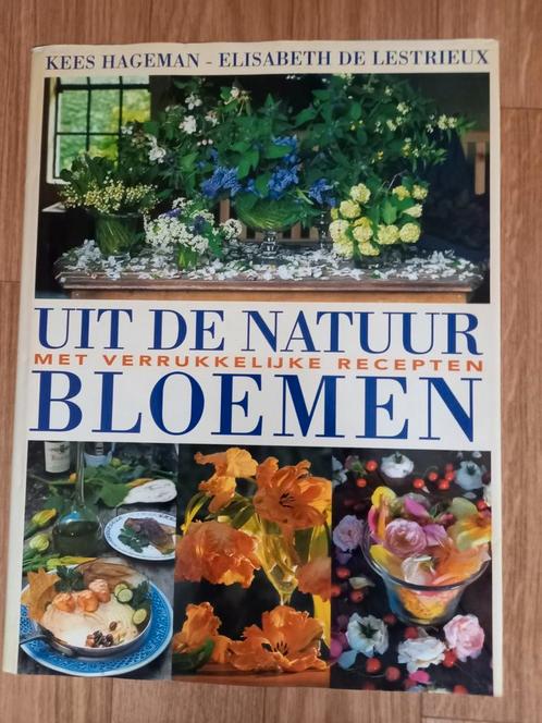 BLOEMEN MET VERRUKKELIJKE RECEPTEN, Boeken, Wonen en Tuinieren, Zo goed als nieuw, Ophalen of Verzenden