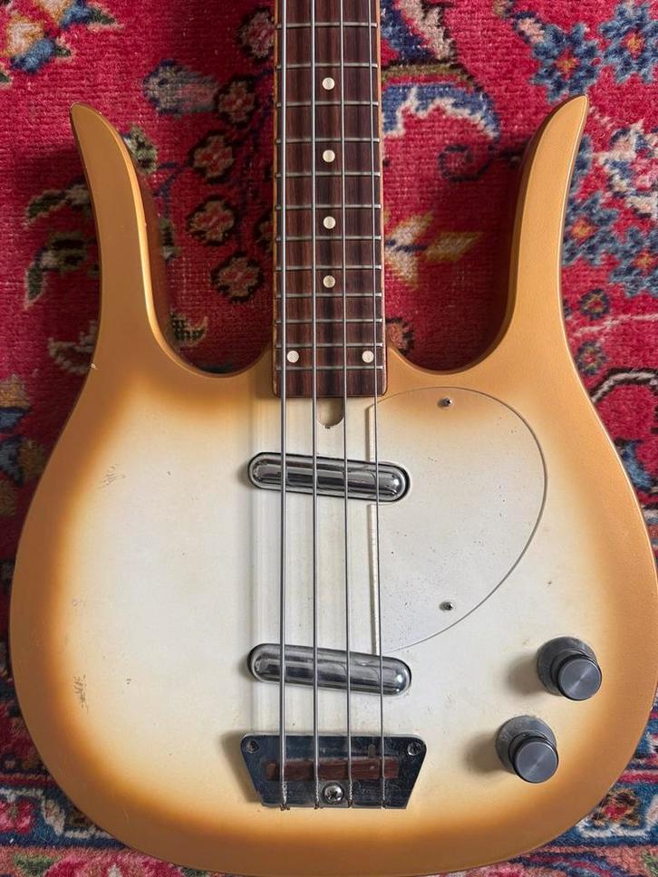 Dynelectron Long Horn Bass - Vintage 60er, Musique & Instruments, Instruments à corde | Guitares | Basses, Utilisé, Électrique