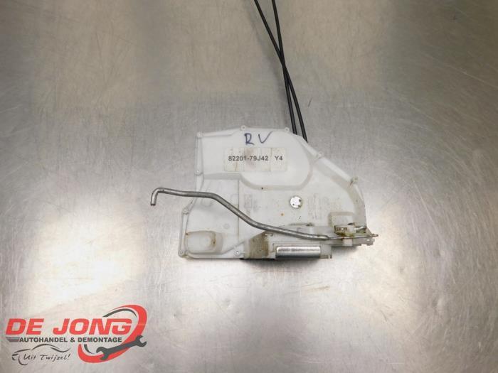 Deurslot Mechaniek 4Deurs rechts-voor van een Suzuki SX-4, Auto-onderdelen, Carrosserie, Suzuki, Gebruikt, 3 maanden garantie