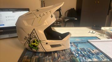 Leatt downhill mtb helmet gravity 2.0, Fietsen en Brommers, Ophalen, Zo goed als nieuw, L, Leatt