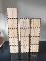 Houten tafelnummers, Hobby en Vrije tijd, Feestartikelen, Ophalen of Verzenden, Zo goed als nieuw