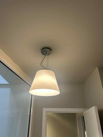 Hanglamp beschikbaar voor biedingen