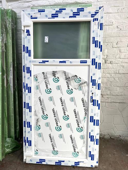 Opruiming - Goedkope PVC-servicedeuren, Doe-het-zelf en Bouw, Glas en Ramen, Nieuw, Overige typen, Dubbelglas, Ophalen of Verzenden