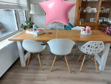 6 eetkamerstoelen  wit - hout  disponible aux enchères