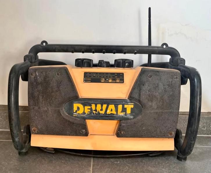 DeWalt werfradio, Audio, Tv en Foto, Radio's, Zo goed als nieuw, Radio, Ophalen of Verzenden