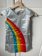 K3 regenboog kleedje 128, Kinderen en Baby's, Carnavalskleding en Verkleedspullen, Ophalen of Verzenden, Zo goed als nieuw, 122 t/m 128