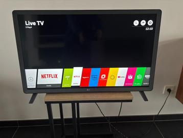 LG smart tv 32 inch wifi internet nieuw staat beschikbaar voor biedingen