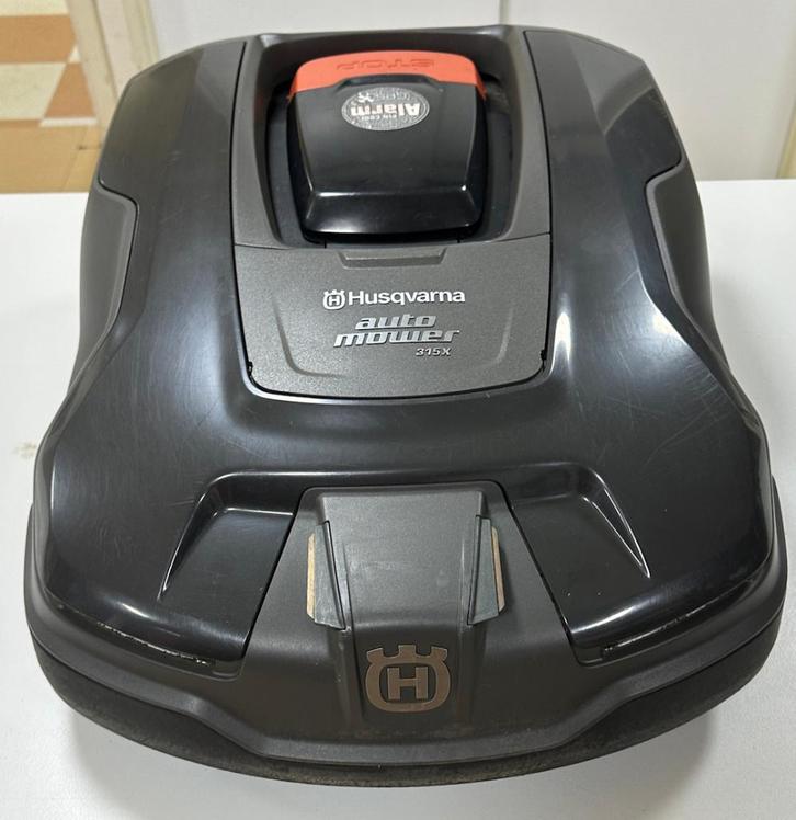 Husqvarna 315x Model 2020, Tuin en Terras, Robotmaaiers, Gebruikt, 20 tot 25 cm, Bestuurbaar via app, Ophalen